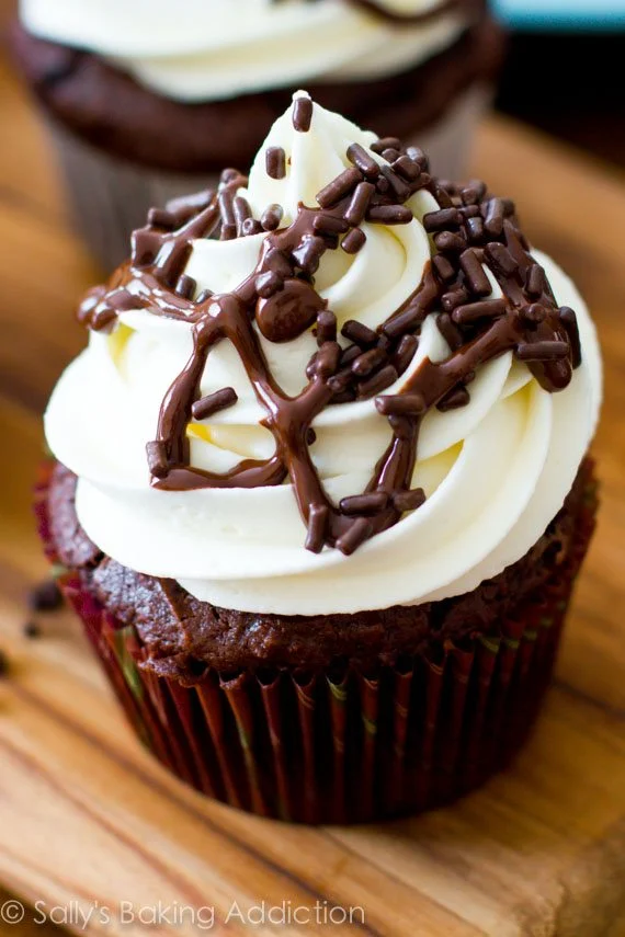 Chocolate White Chocolate Cupcakes