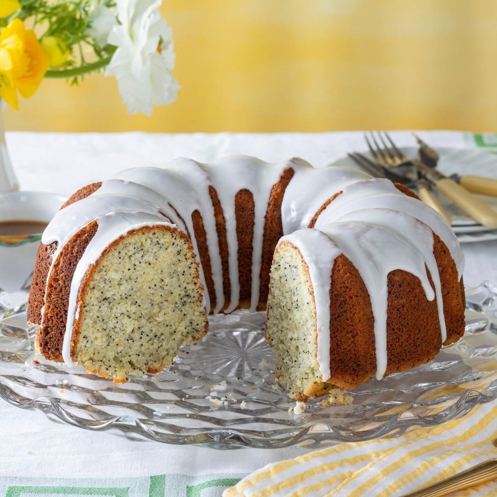 Lemon Poppy Seed Cake