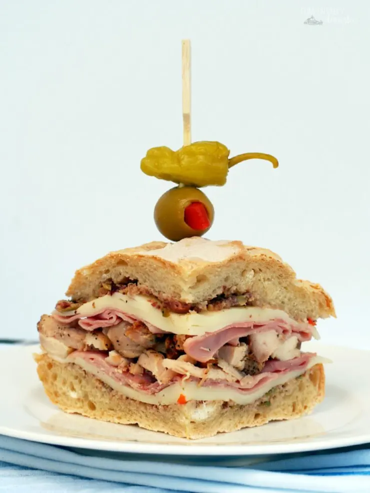 LIGHT CHICKEN MUFFALETTA