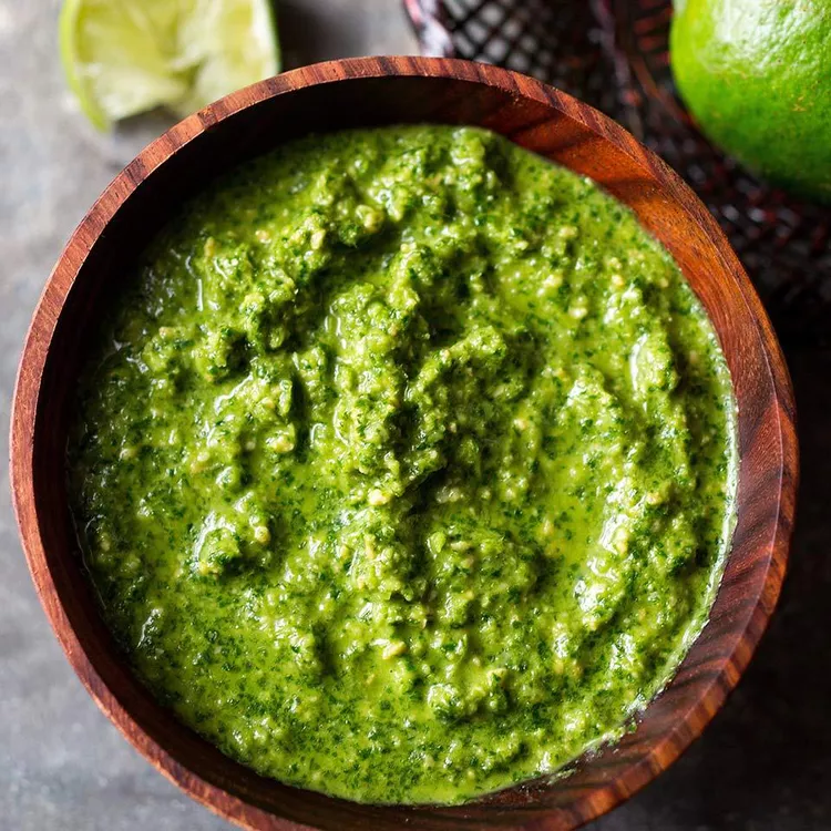 Kothmiri Chatni (Cilantro Chutney)
