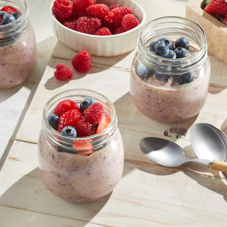 Triple-Berry Blended Oats