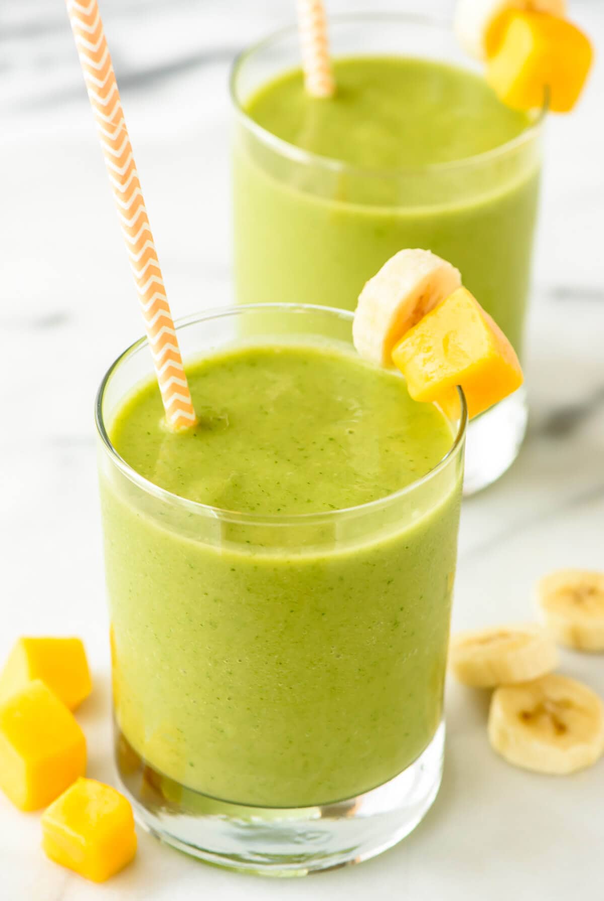 4 Ingredient Mango Green Smoothie