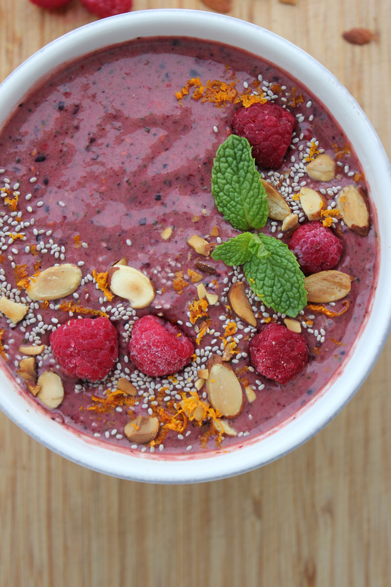 Berry Orange Smoothie Bowl