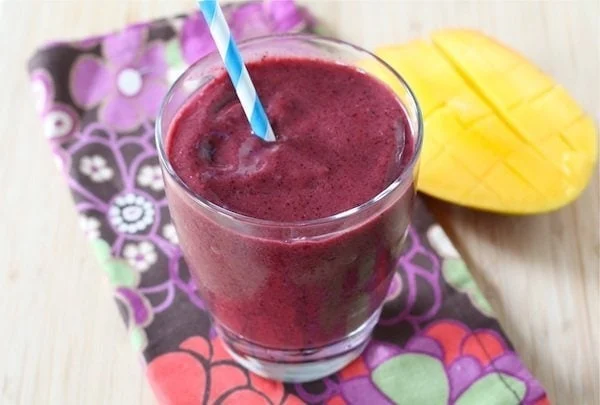 Blueberry Mango Smoothie