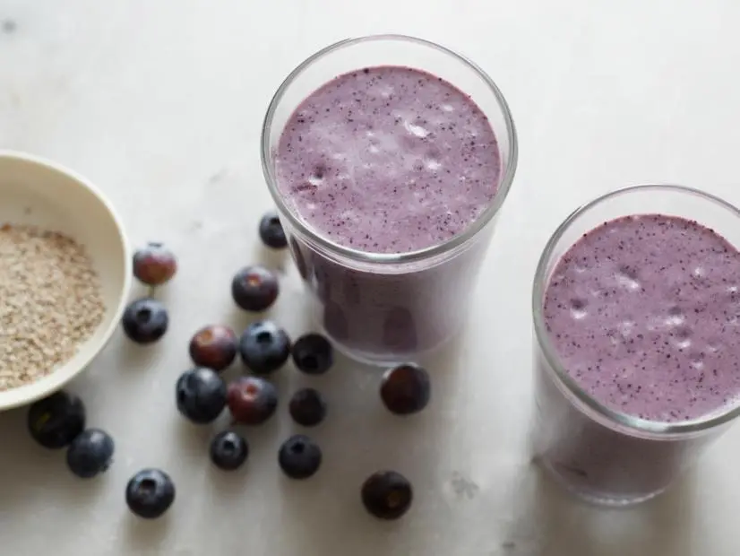 Blueberry and Chia Seed Smoothie