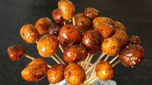 Braised baby potatoes