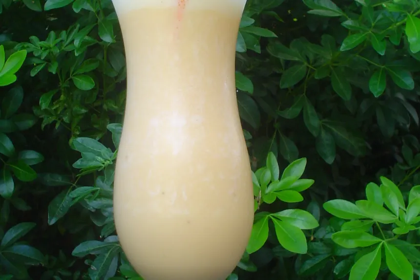 ORANGE, APPLE & BANANA SMOOTHIE