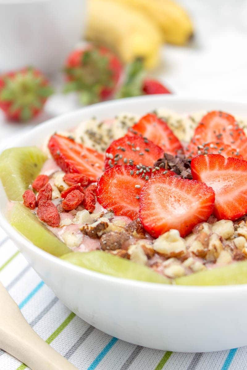 Strawberry Ginger Smoothie Bowl
