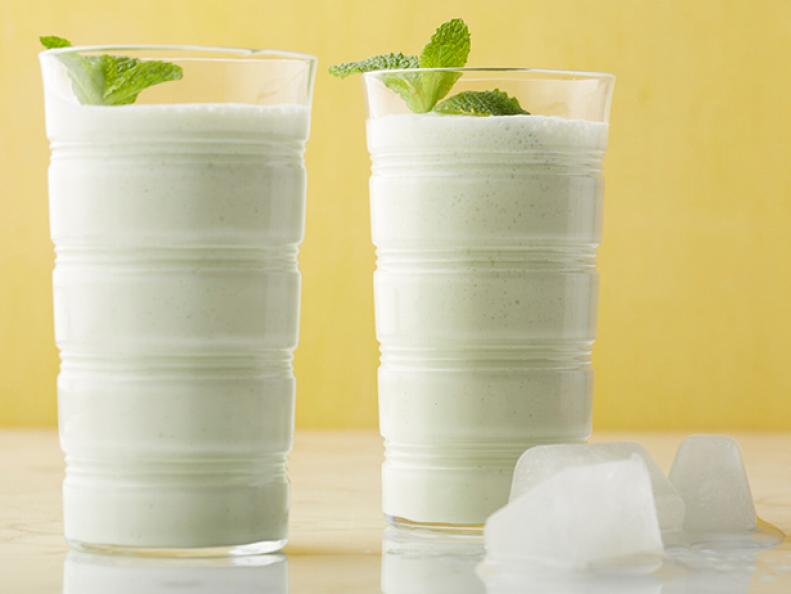 Vanilla Bean Coconut Yogurt Smoothie