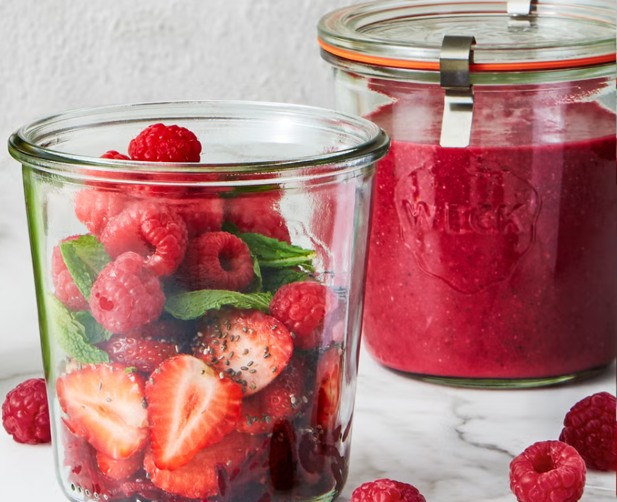 Berry, Chia, and Mint Smoothie