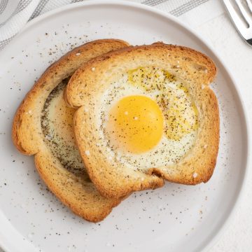 Air Fryer Eggs in a Basket