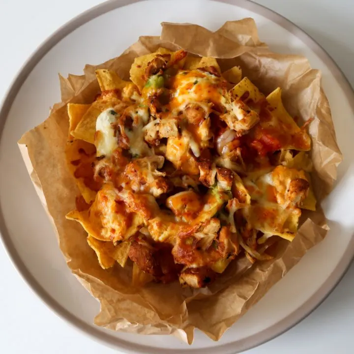 Air fryer chicken nachos