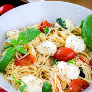 Easy Instant Pot Margherita Pasta