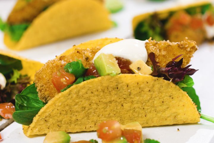 Healthier air fryer chicken tacos