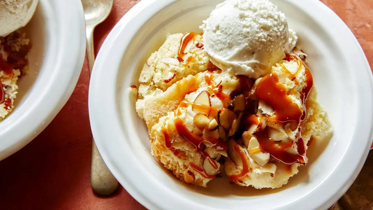 Instant Pot Magic Apple Cake