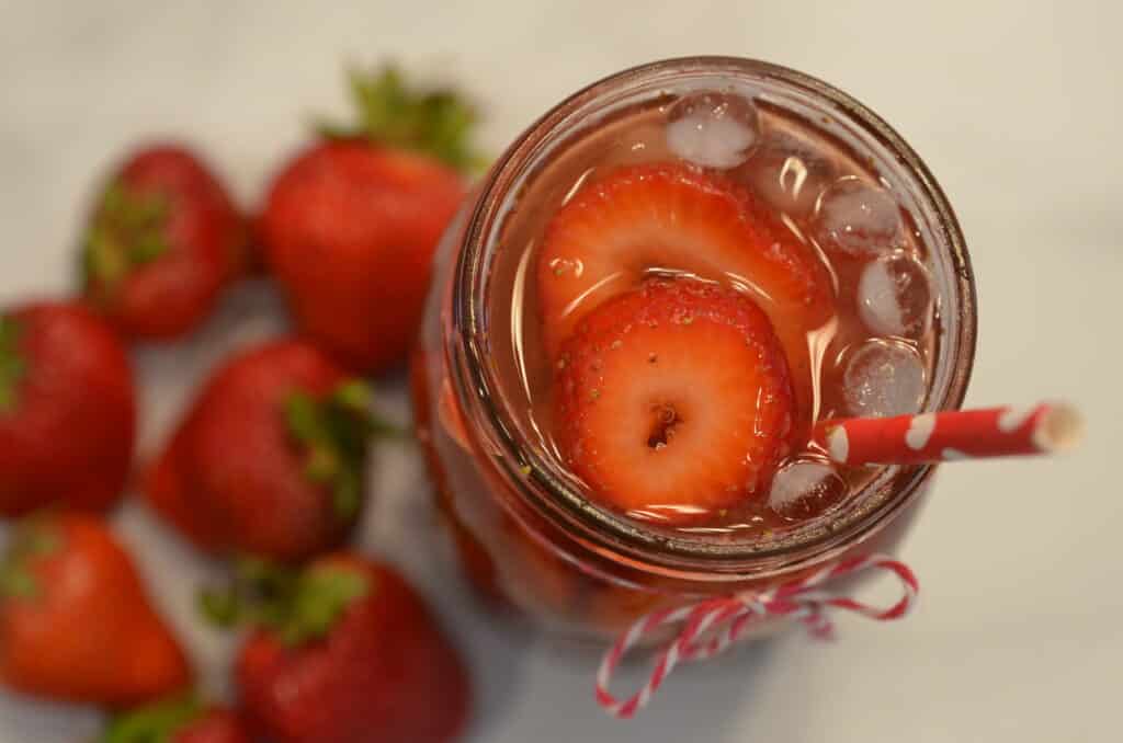 Instant Pot Strawberry Iced Tea