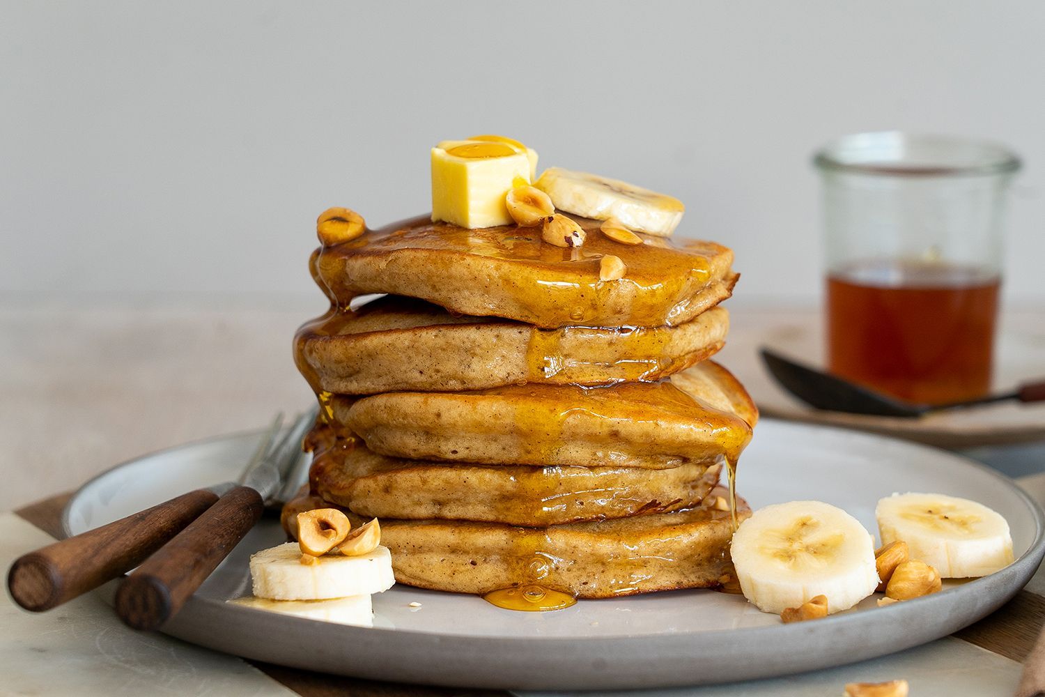 Banana bread pancakes