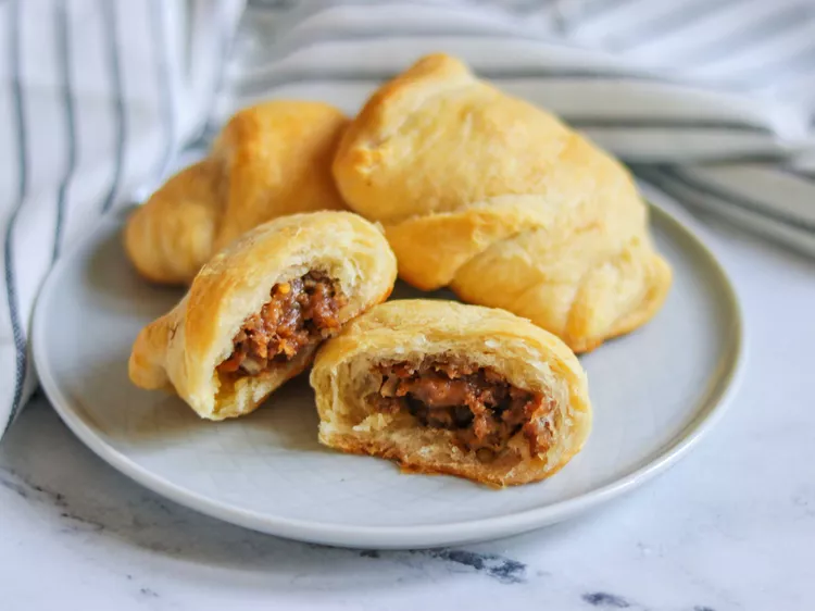 Mini Crescent Roll Burgers