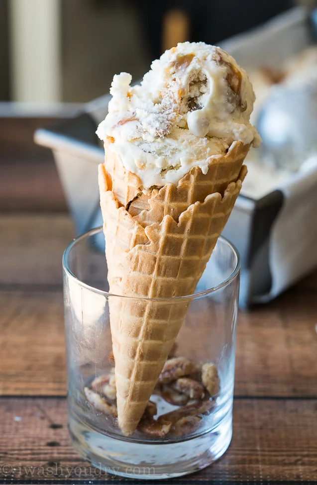 Smells Like Delish – Praline Pecan Ice Cream