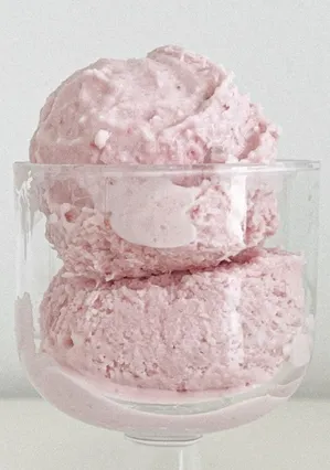 Strawberry Ice cream